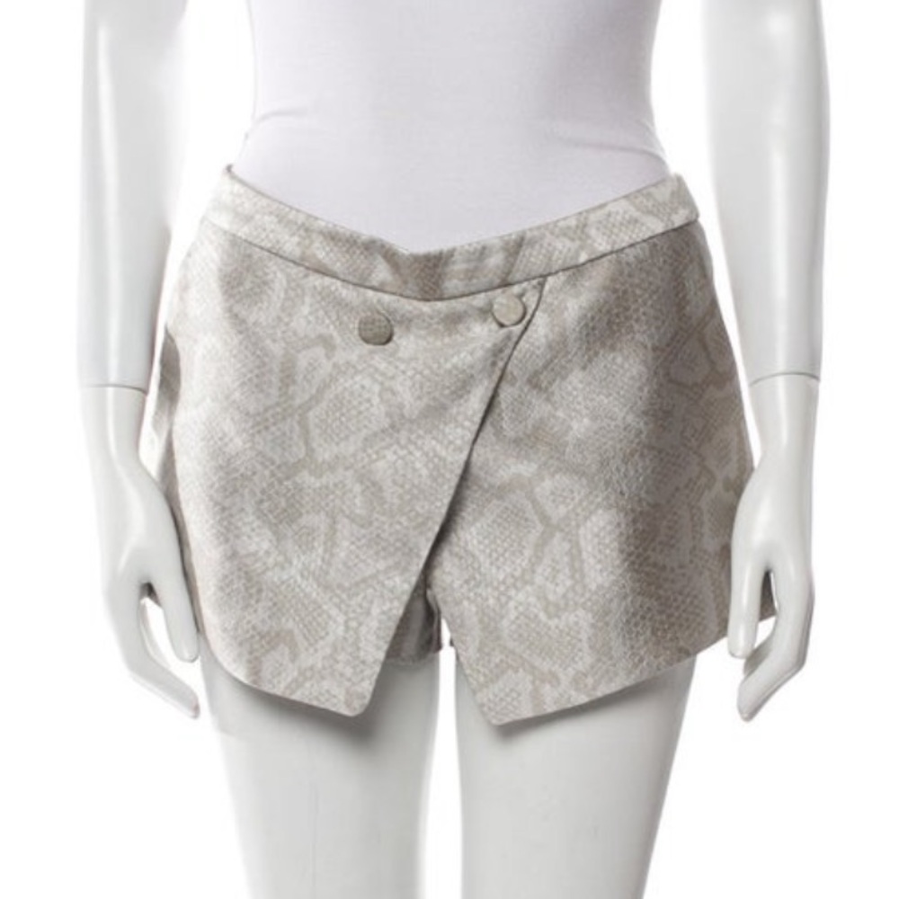 Jenni Kayne skirted shorts